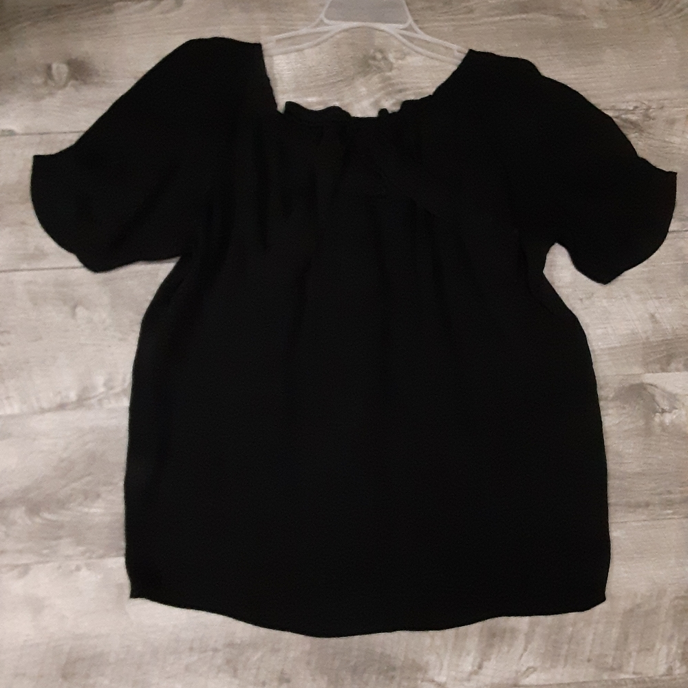 Joie 100% size S Silk Flowy pleated black blouse - Picture 8 of 8